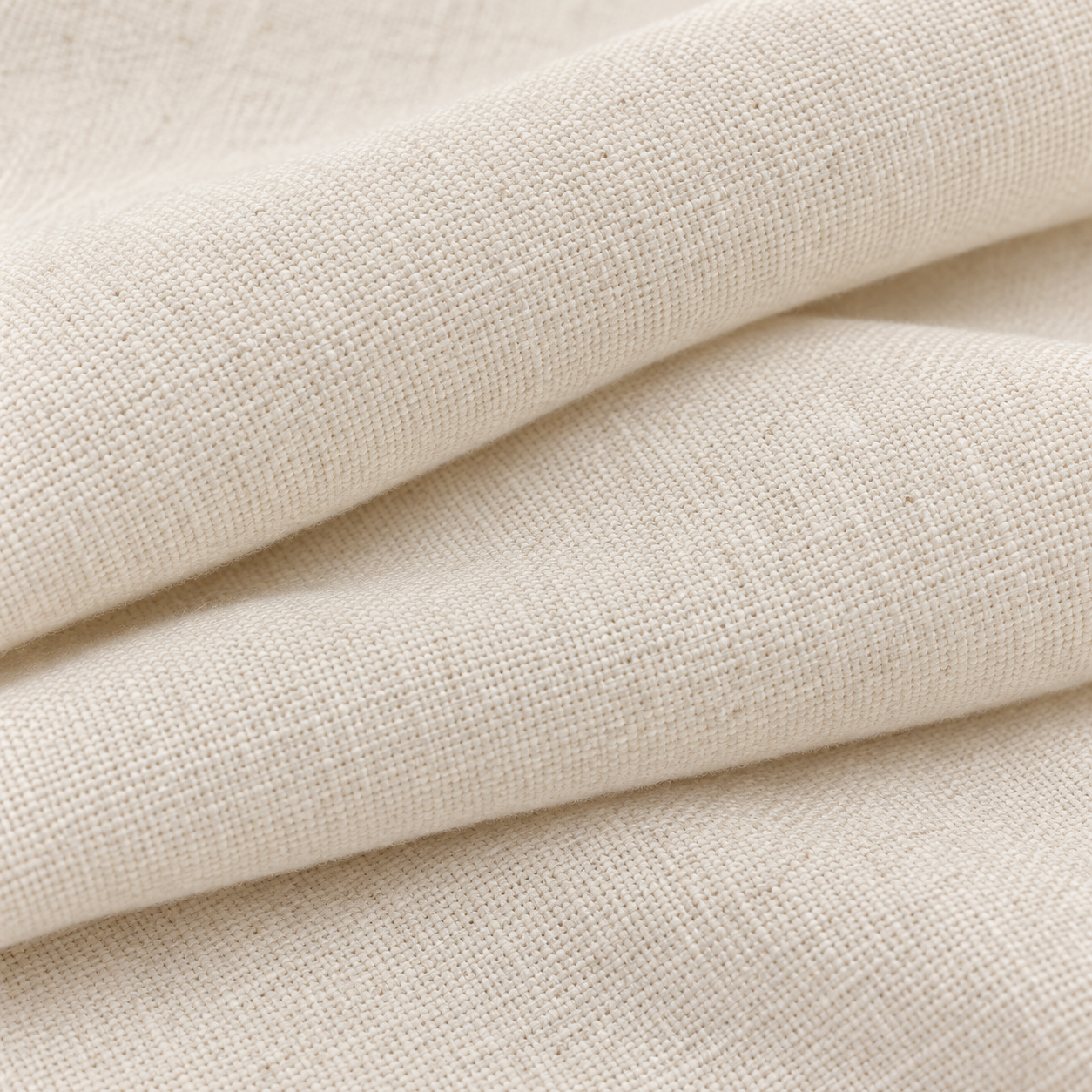 Pliegues de lino color marfil